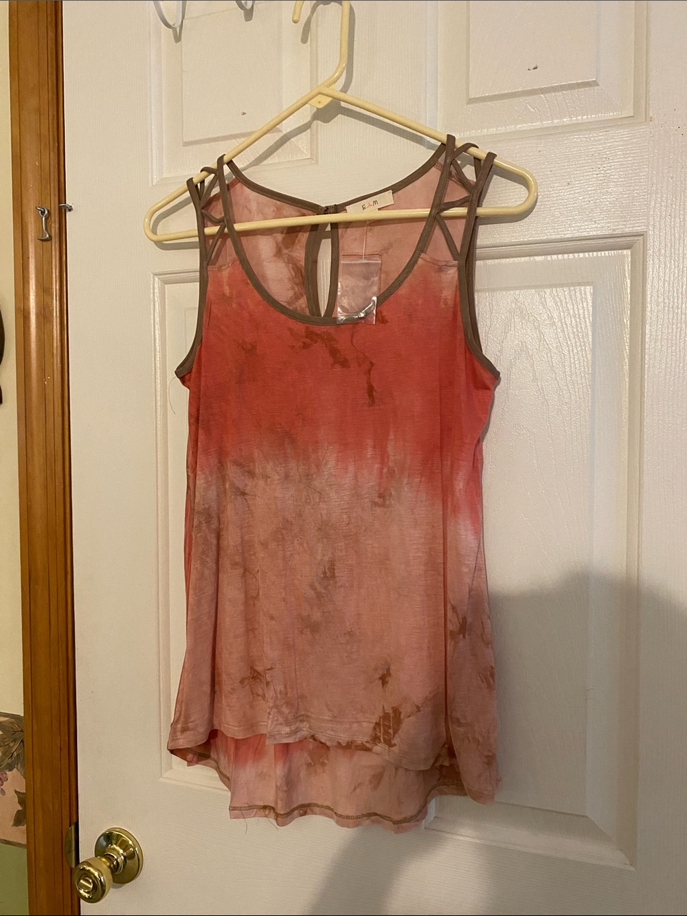 Tie-Dye Sleeveless Layered Tank Top in Pink with Contrast Trim